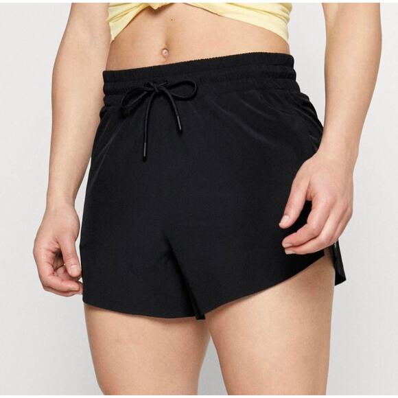 Athleta Crossroads Short in Black NWT Size XXS - Picture 1 of 6